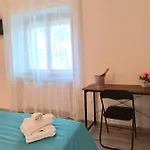 La Casa Di Lucia Bed & Breakfast 3*