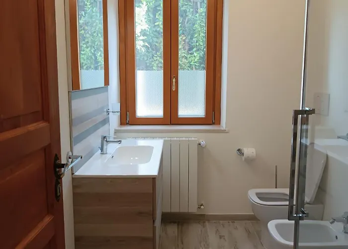 Couette-café La Casa Di Lucia 3*